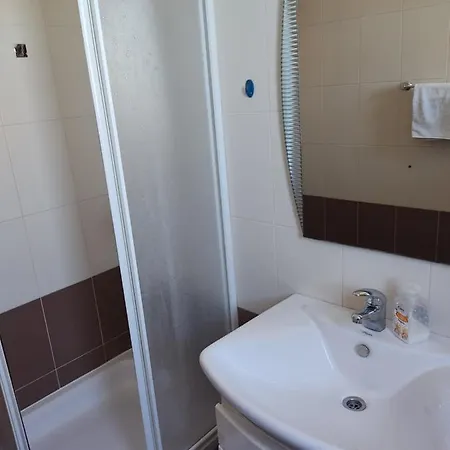Erlic Apartment Turanj
