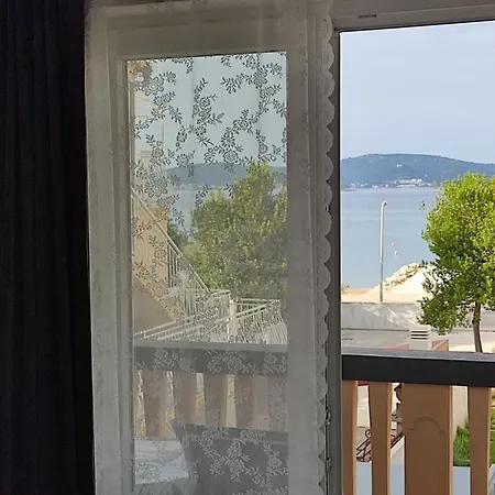 Erlic Apartment Turanj